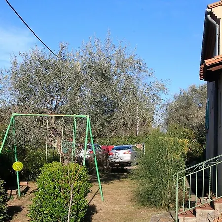 Holiday home Maison Avec Piscine Privee Et Jardin Vue Montagnes