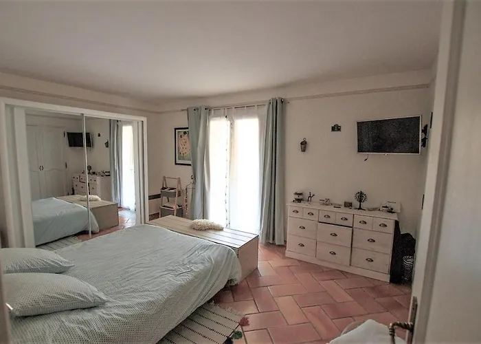 Maison Avec Piscine Privee Et Jardin Vue Montagnes *
