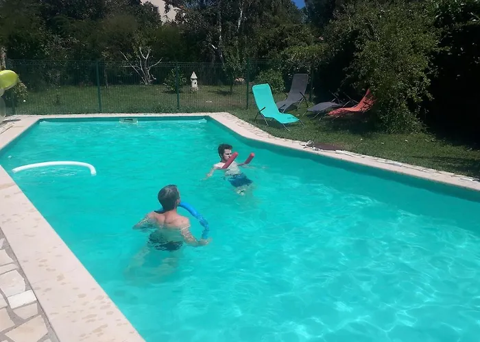 Σπίτι διακοπών Maison Avec Piscine Privee Et Jardin Vue Montagnes *